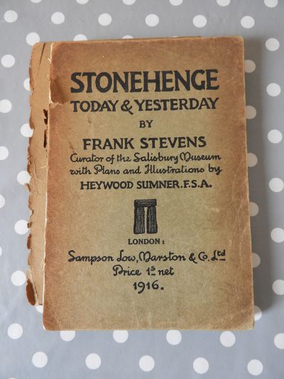 Frank Stevens, Heywood Sumner: Stonehenge today and yesterday (1916)