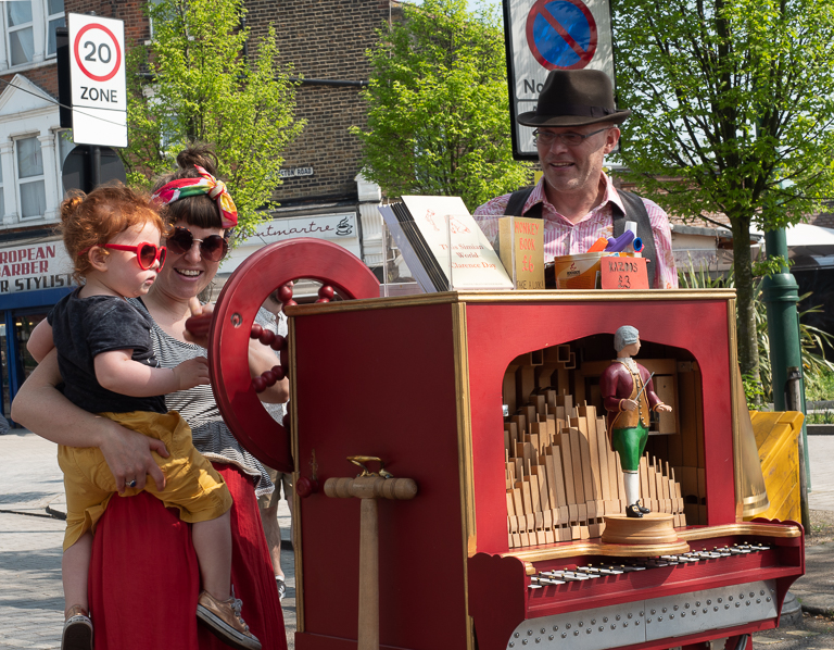 Leeds's Singing Organ-Grinder Performs the Yorkshire Almanac Songbook